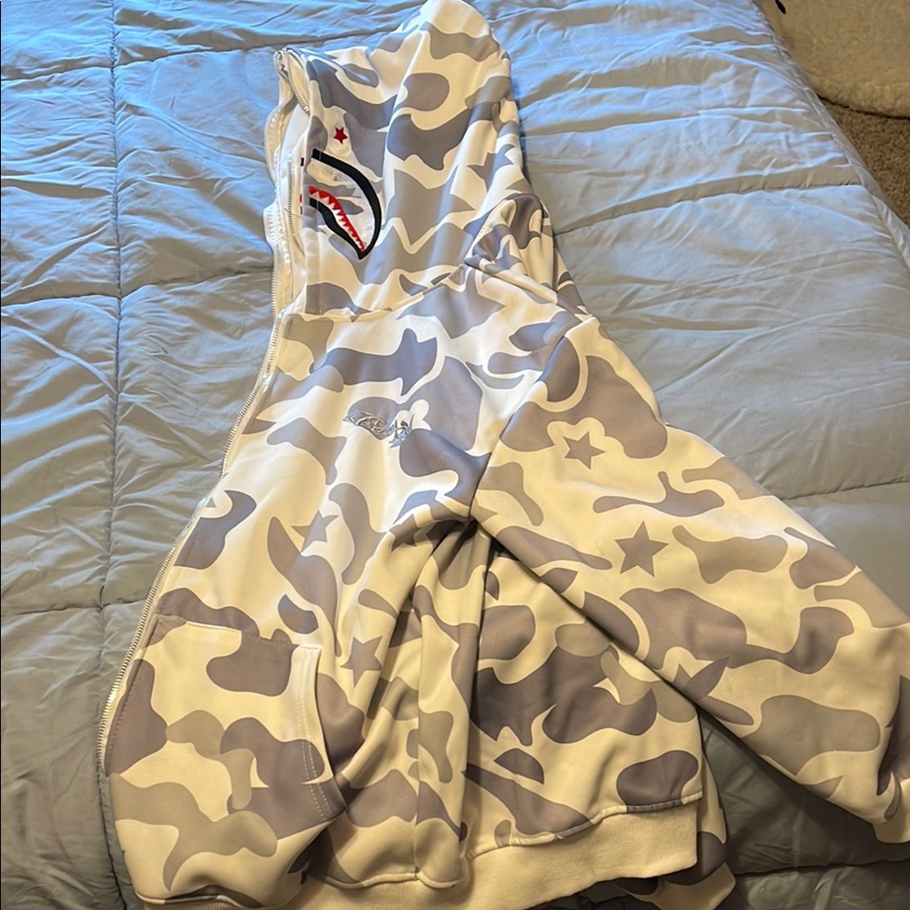 VINTAGE Camouflage Shark Hoodie